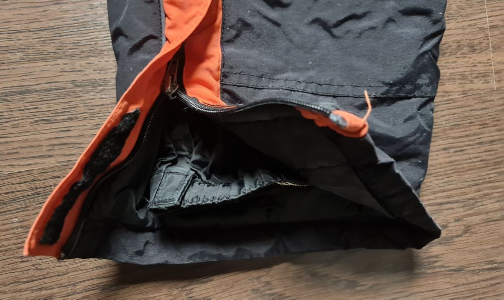 Pantaloni de schi(ski) pentru copii 140cm/ pantaloni vatuiti de fas