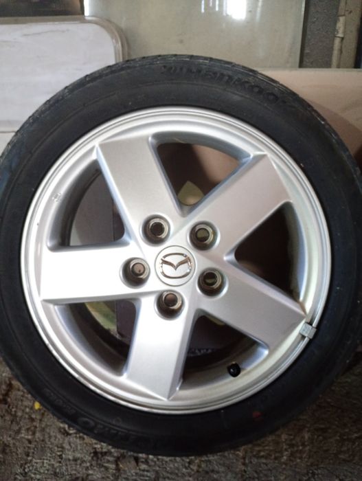MAZDA оригинални джанти  гуми 195/50/16 6 J ET50 5×114,3 цо 66