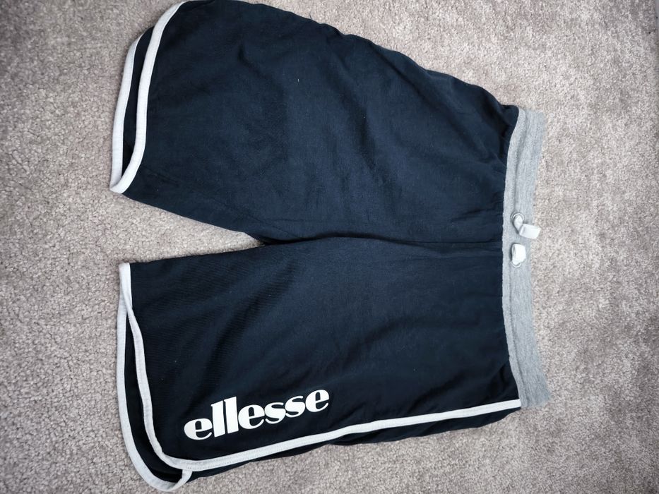 Pantaloni scurți Ellesse 12 ani