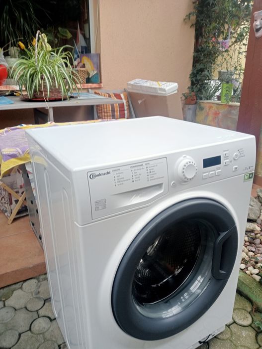 Siemens Bauknecht Masina de spalat Germana Premium 8 KG Clasa AAA 1400 rot