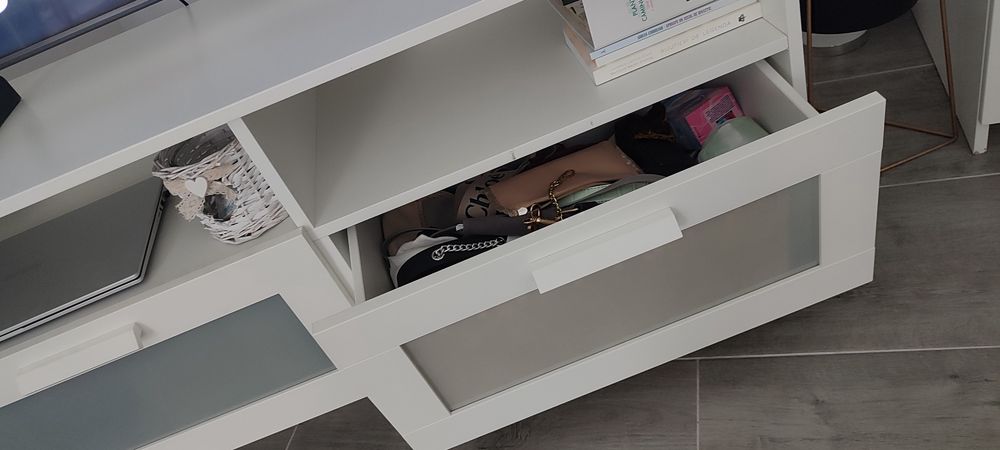 Comodă TV culoare alb,lungime 120 cm