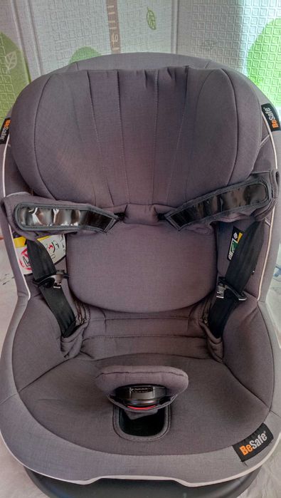 Столче за кола BeSafe iZi Modular A X1 i-Size + база (по-новият модел)