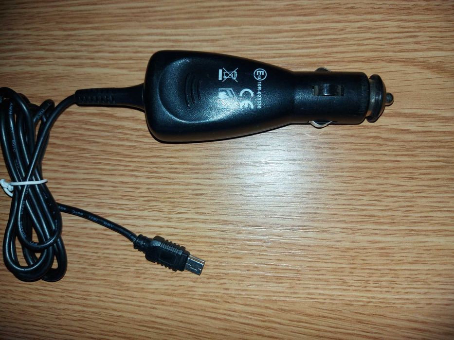 Alimentator auto pentru  GPS, Fujitsu Siemens