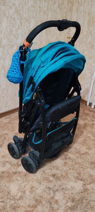 Продам коляску Joie