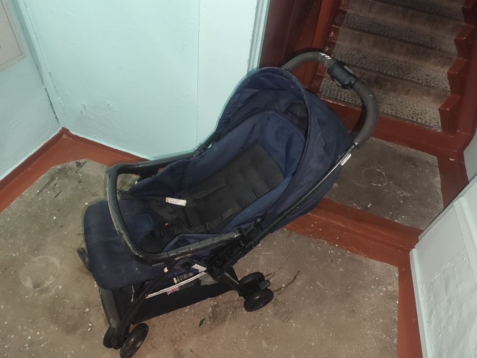 Продам детскую коляску