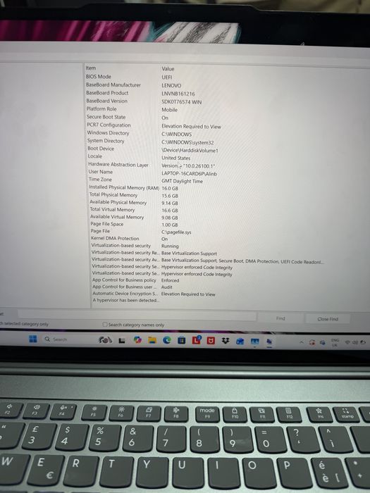 Lenovo Yoga Slim 7 15ILL9 – Intel Core Ultra 7, 16 GB RAM, Touchscreen, Nou