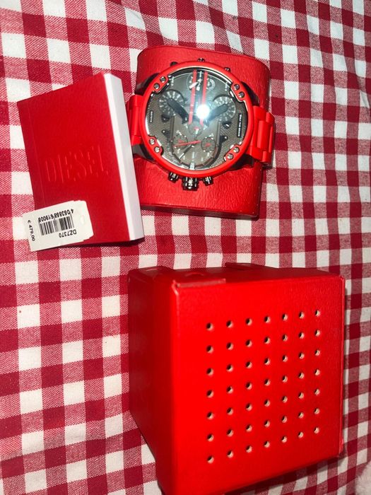 Diesel Mr. Daddy 2.0 DZ7370 – ceas bărbătesc roșu, cutie originală