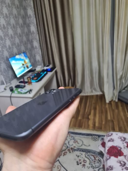 Айфон 11 память 64 Ёмкость 80