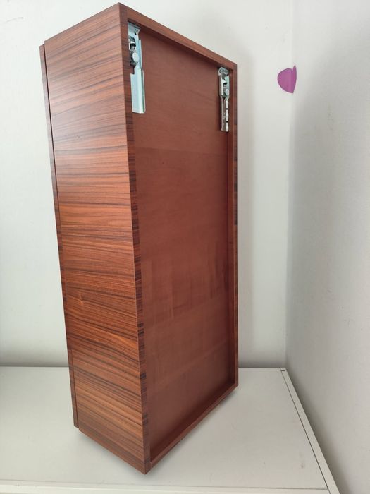 Mobilier suspendat 90x40x25