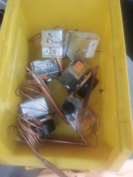 Ел материали и клучове за лампи