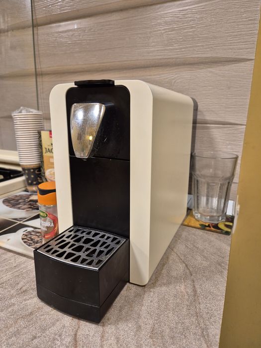 Espresso, aparat cafea profesional Cremesso