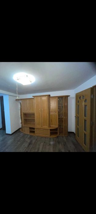 Mobila tip Bibliotecă