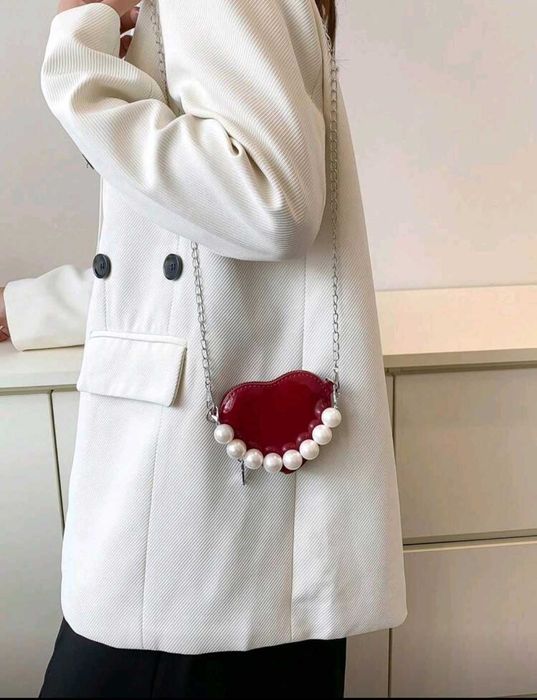 Модни дамски чанти