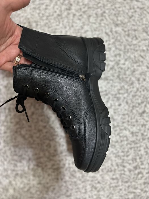 Корейские женские ботинки