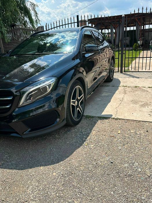 MERCEDES-BENZ GLA 2014 — imagine 4