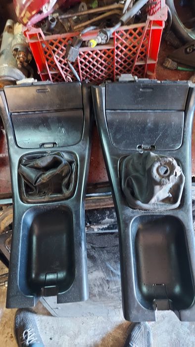 Продам запчасти на мазду КРОНОС