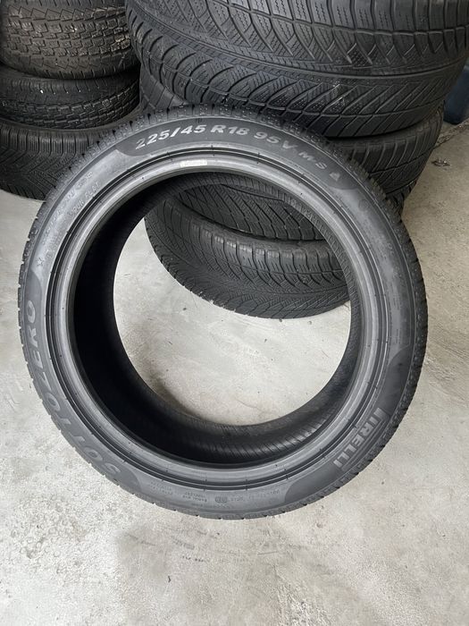 4 anvelope de iarna 225/45/18 pirelli runflat!