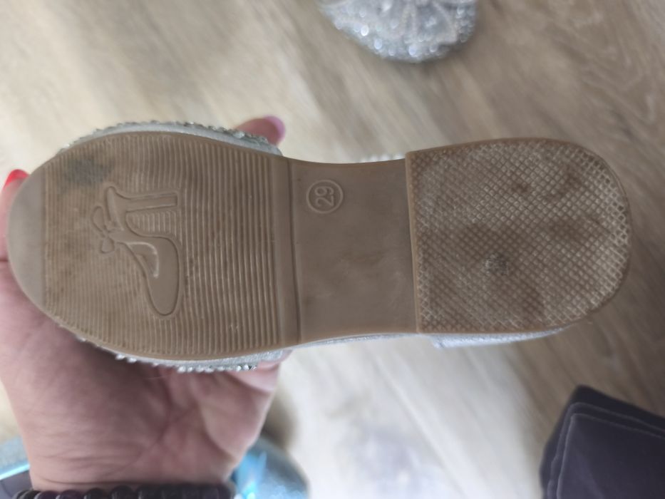 Pantofi fetițe mărimea 29