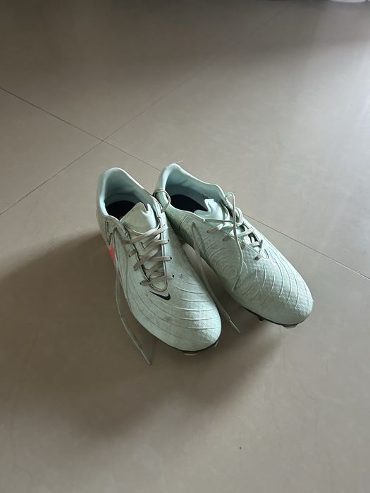 Ghete fotbal nike phantom