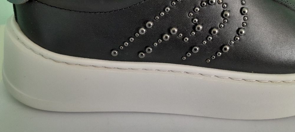 Furla-дамски спортни обувки 36 р-р