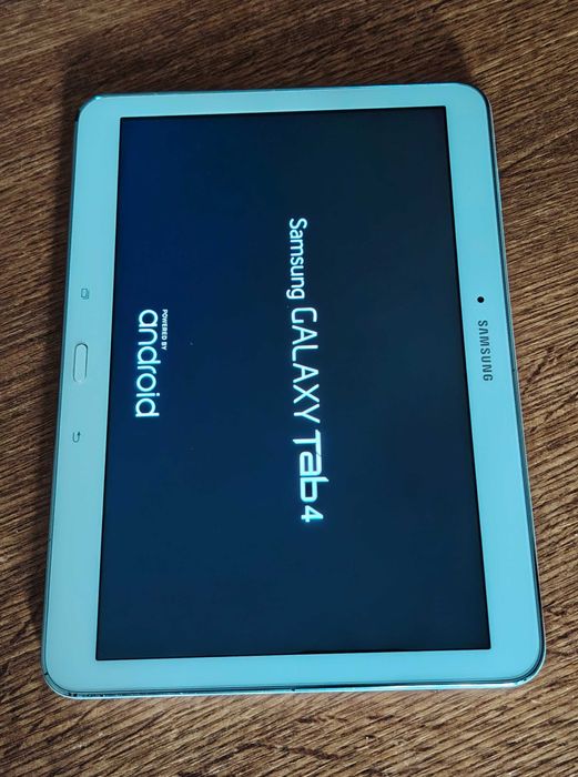 Tableta mare Samsung Tab 4 de 10 inch