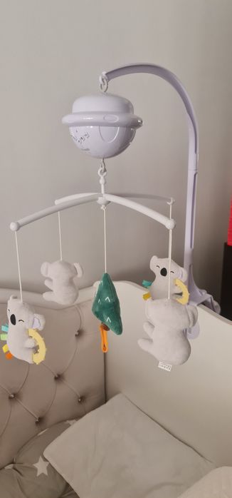 Музикална въртелешка за кошара