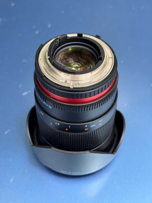 Обектив Samyang 35mm f/1.4 AS UMC - Nikon F КАТО НОВ / ОСТРА БРОЙКА