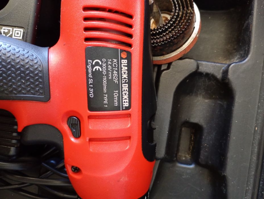 Masina de gaurit 14.4V BLACK DECKER