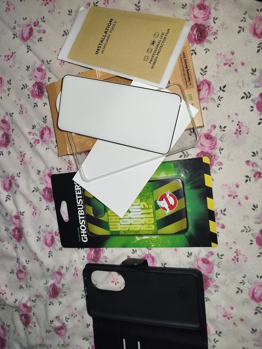 Vând huse telefon noi samsung s24 și folie sticla Galaxy S6 si honor90