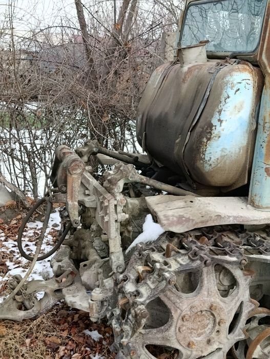 Бульдозер трактор