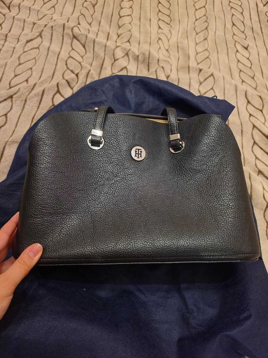Tommy Hilfiger Чанта