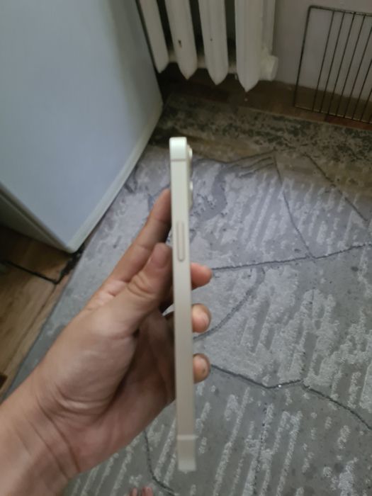 Iphone 13 128гб.