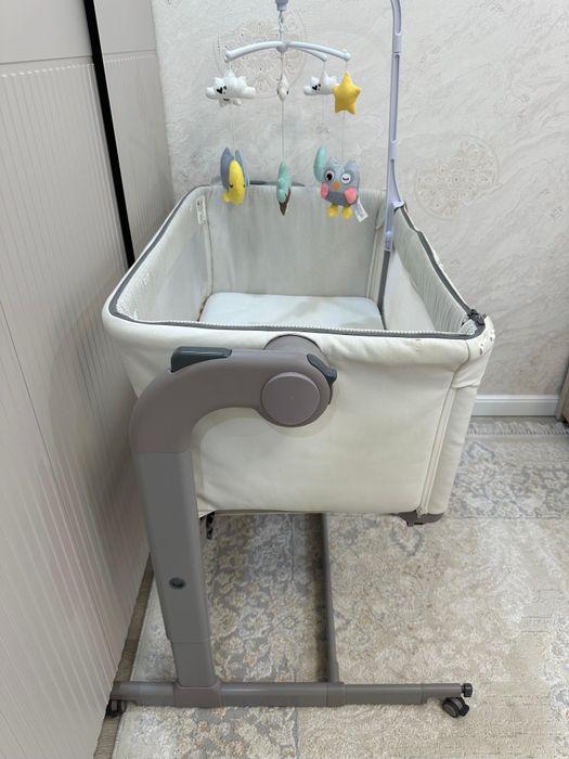 Chicco приставная манежка