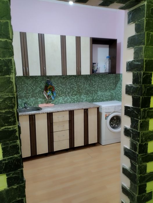 Сдам комнату в цоколе общежития.