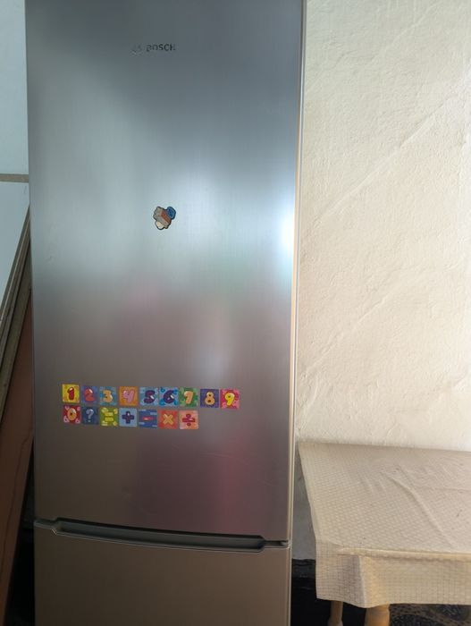 Продам холодильник