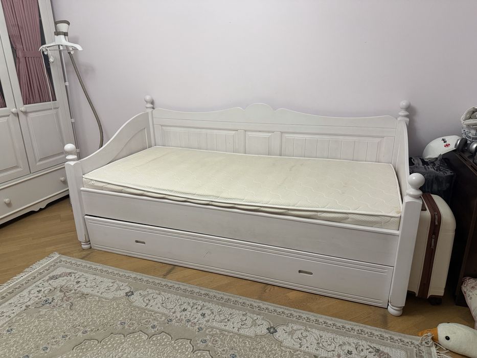 Продам кровать 2 ярусный раздвигающий