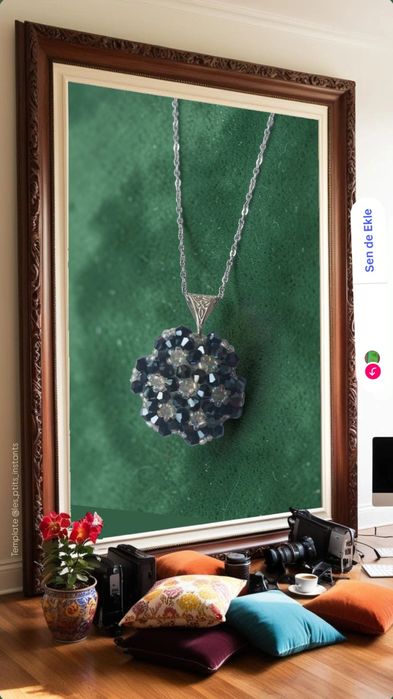 моншақпен безендірілген алқа