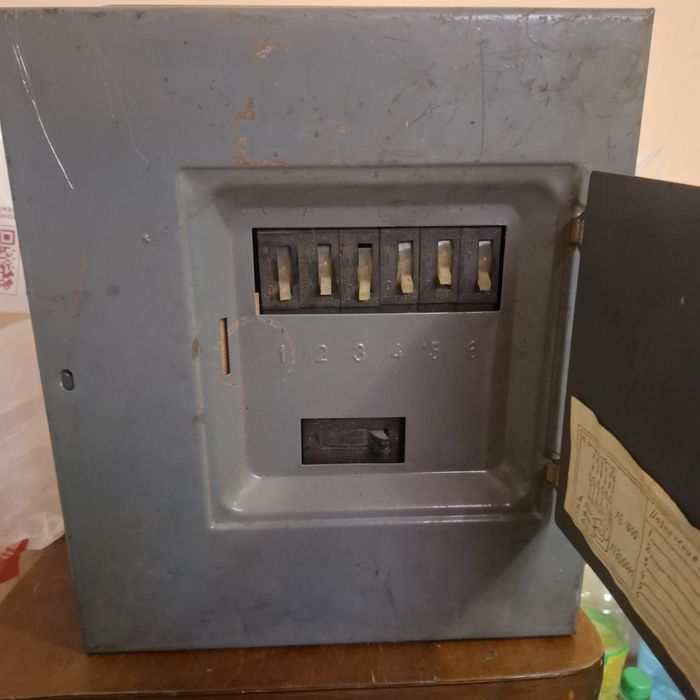 Электрический  ящик