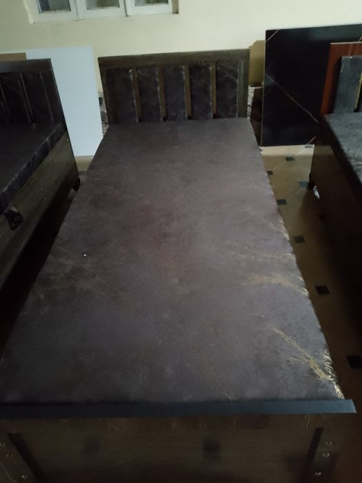 Adna spalnicha sotiladi