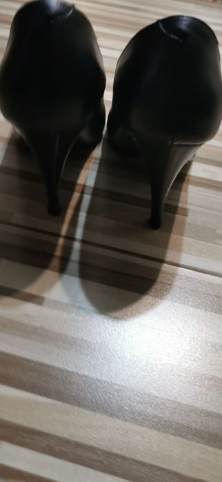 Pantofi de piele damă