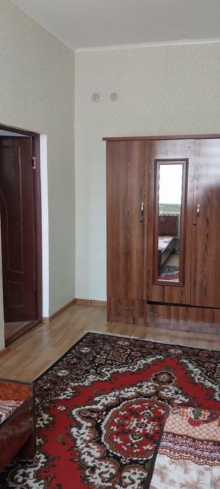 300 у.е Срочно сдается квартира 2х комнатная   . Кипричный дом.