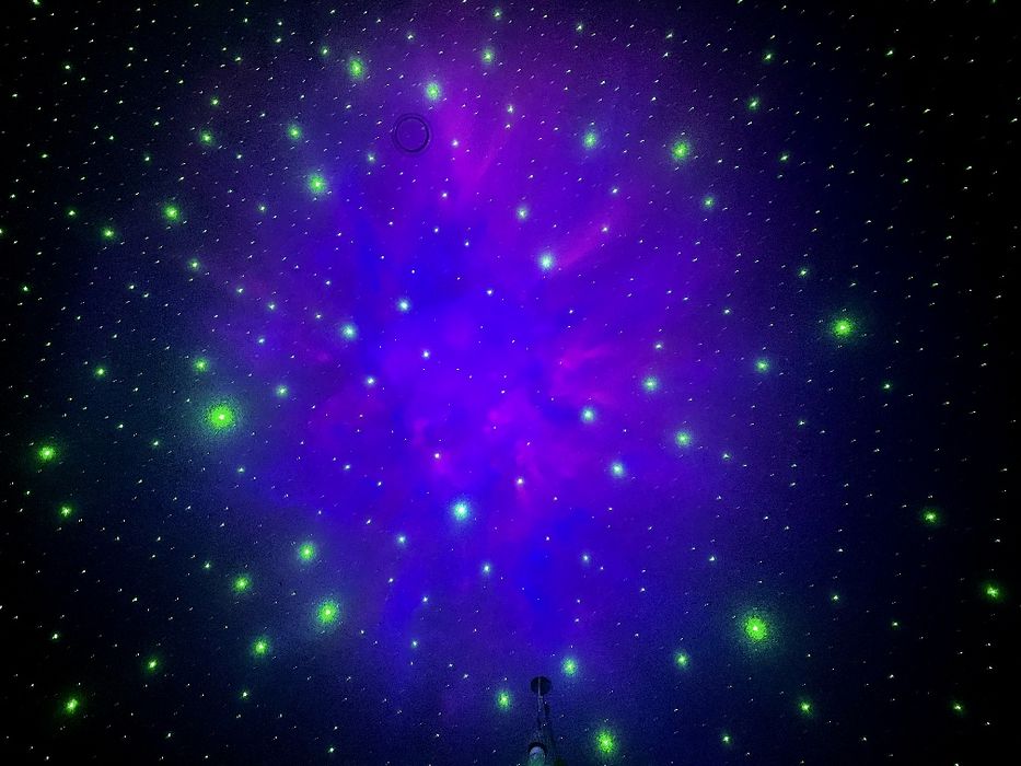 Продам Ночник-проектор "Звездное небо"