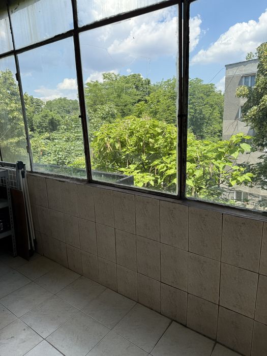 Vand apartament in sect 5, Bucuresti