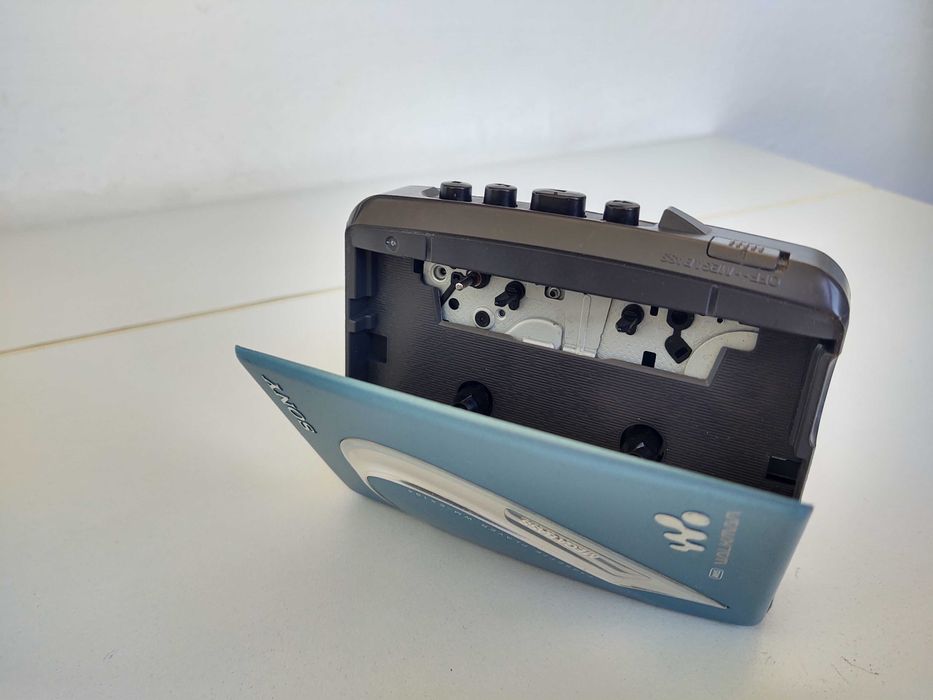 Walkman, minicasetofon portabil Sony