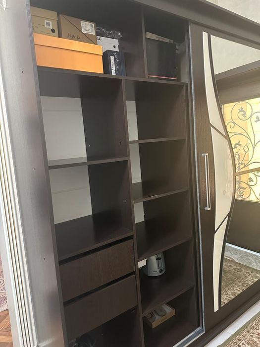 Продается шкаф купе