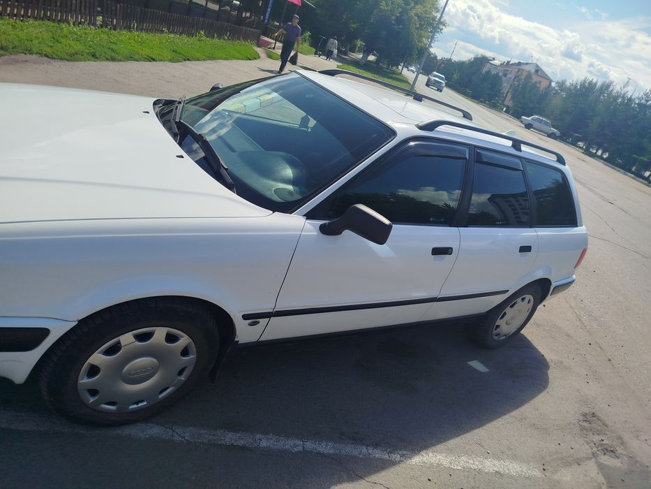 Продам Ауди 80 б4