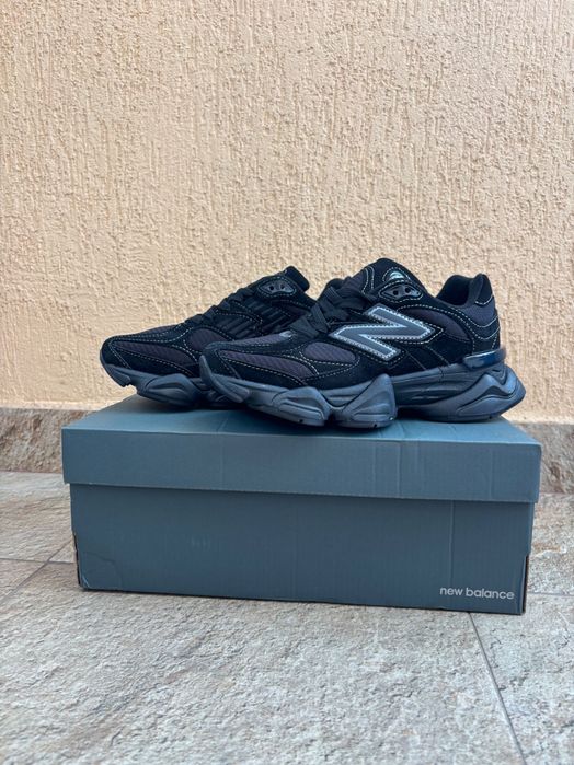 New Balance 9060 Triple Black