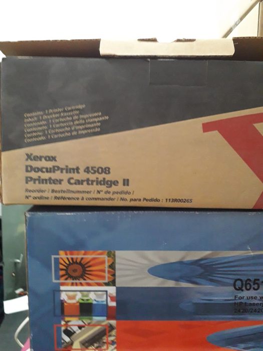 Vand diverse cartuse pt imprimanta