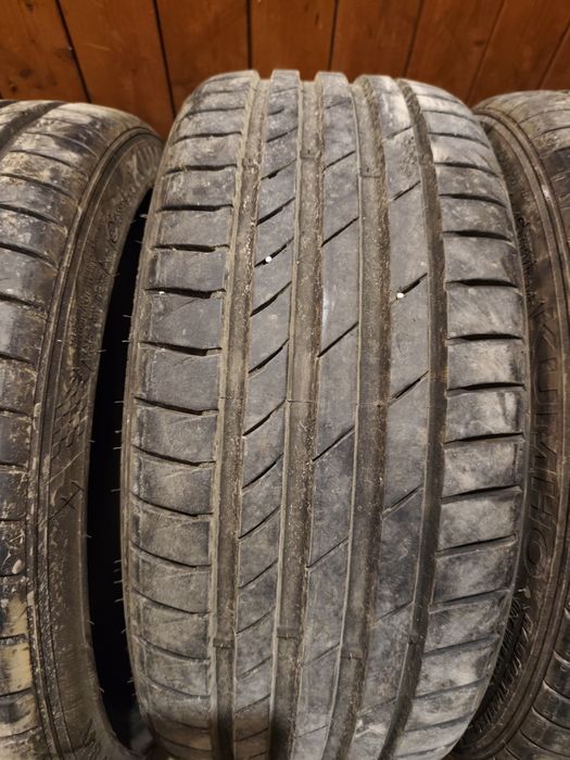 Kumho ecsta ps71  205/40/17