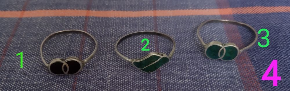 Обеци,медальон,пръстени,гривна